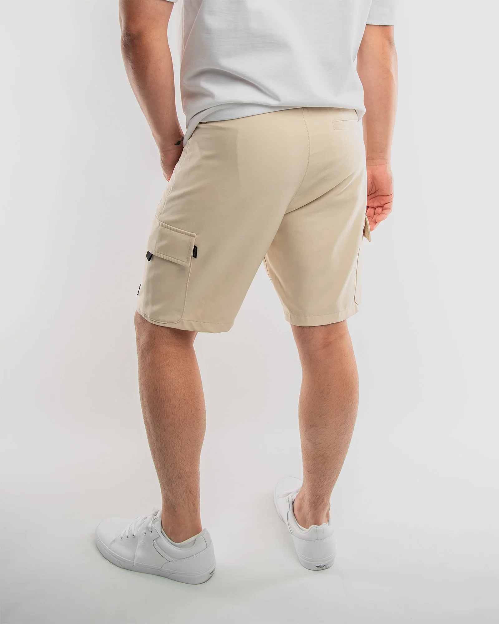 MEN'S ADLAI POLY TECH CARGO SHORTS - Image 5