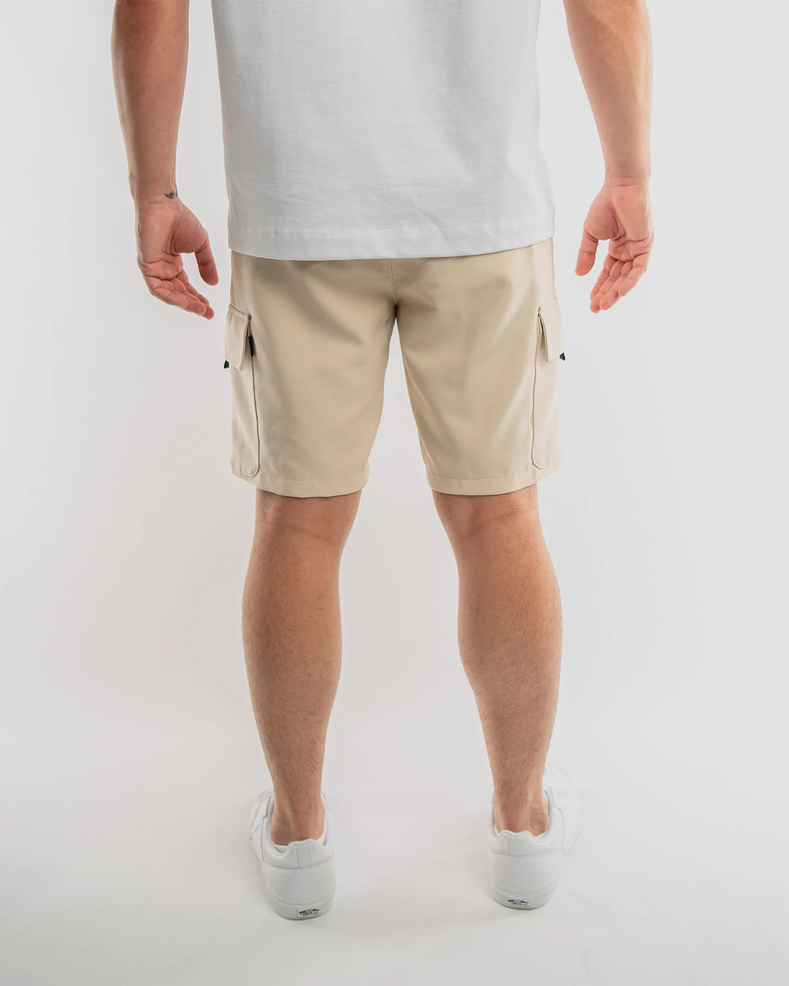 MEN'S ADLAI POLY TECH CARGO SHORTS - Image 6
