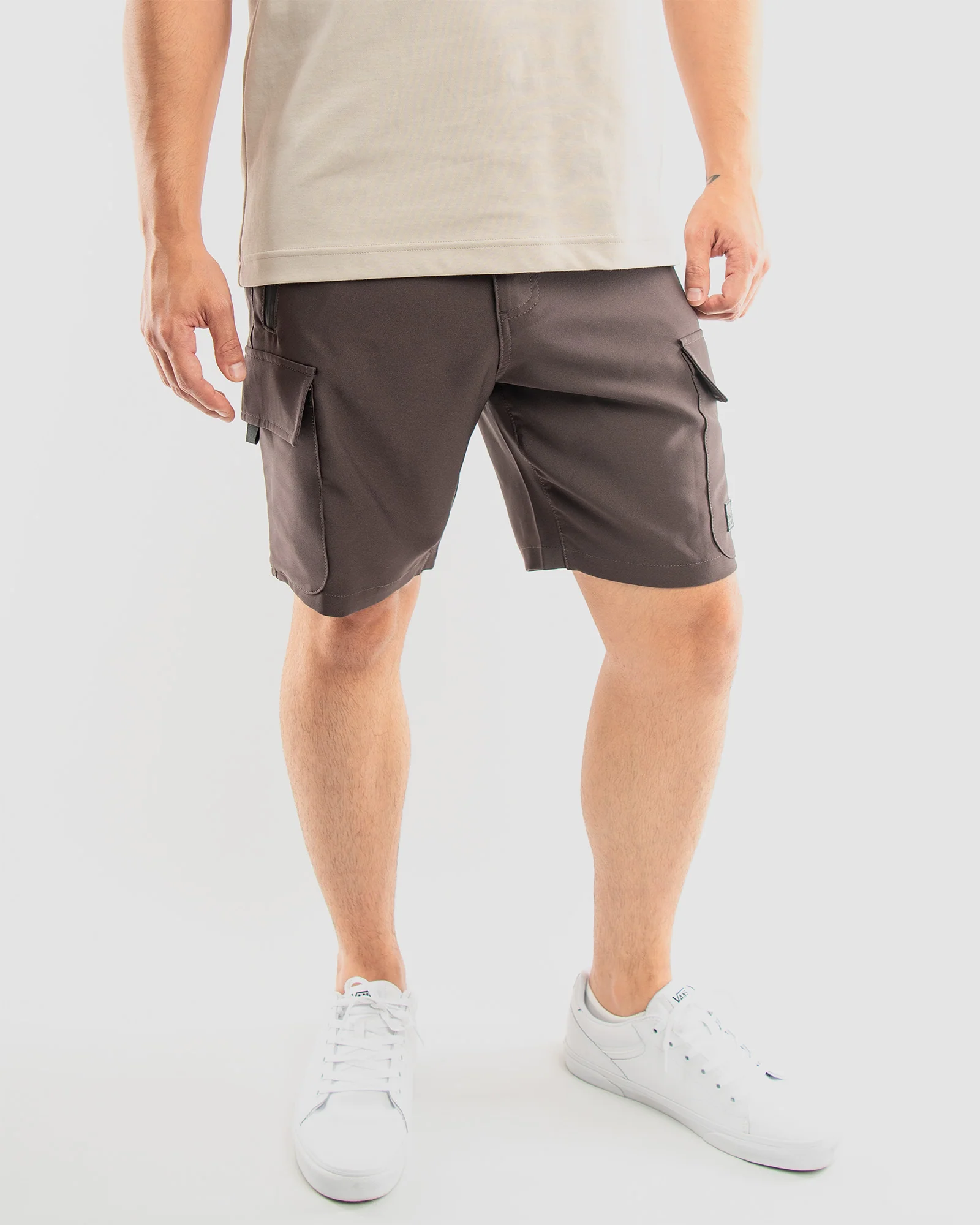 MEN'S ADLAI POLY TECH CARGO SHORTS - Image 8