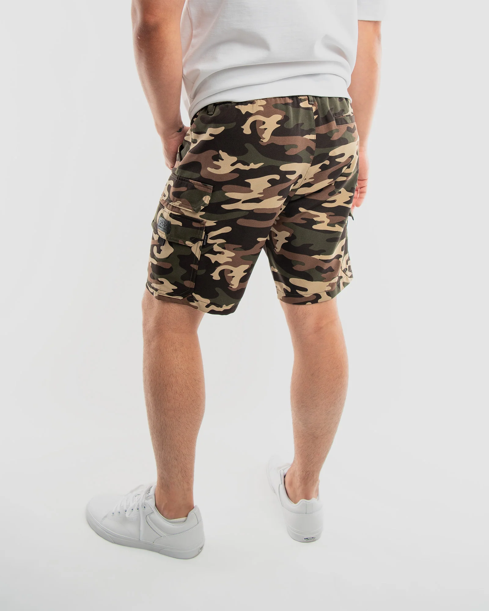 MEN'S AZZAH POLY TECH CARGO SHORTS - Image 41