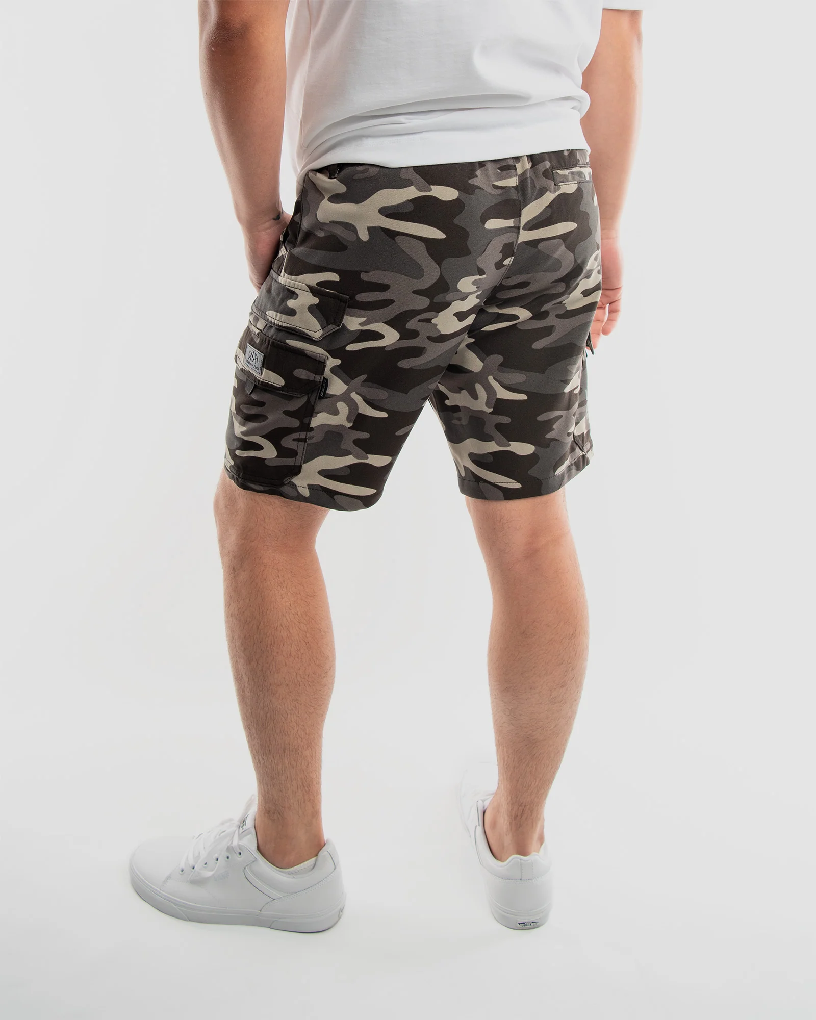 MEN'S AZZAH POLY TECH CARGO SHORTS - Image 5