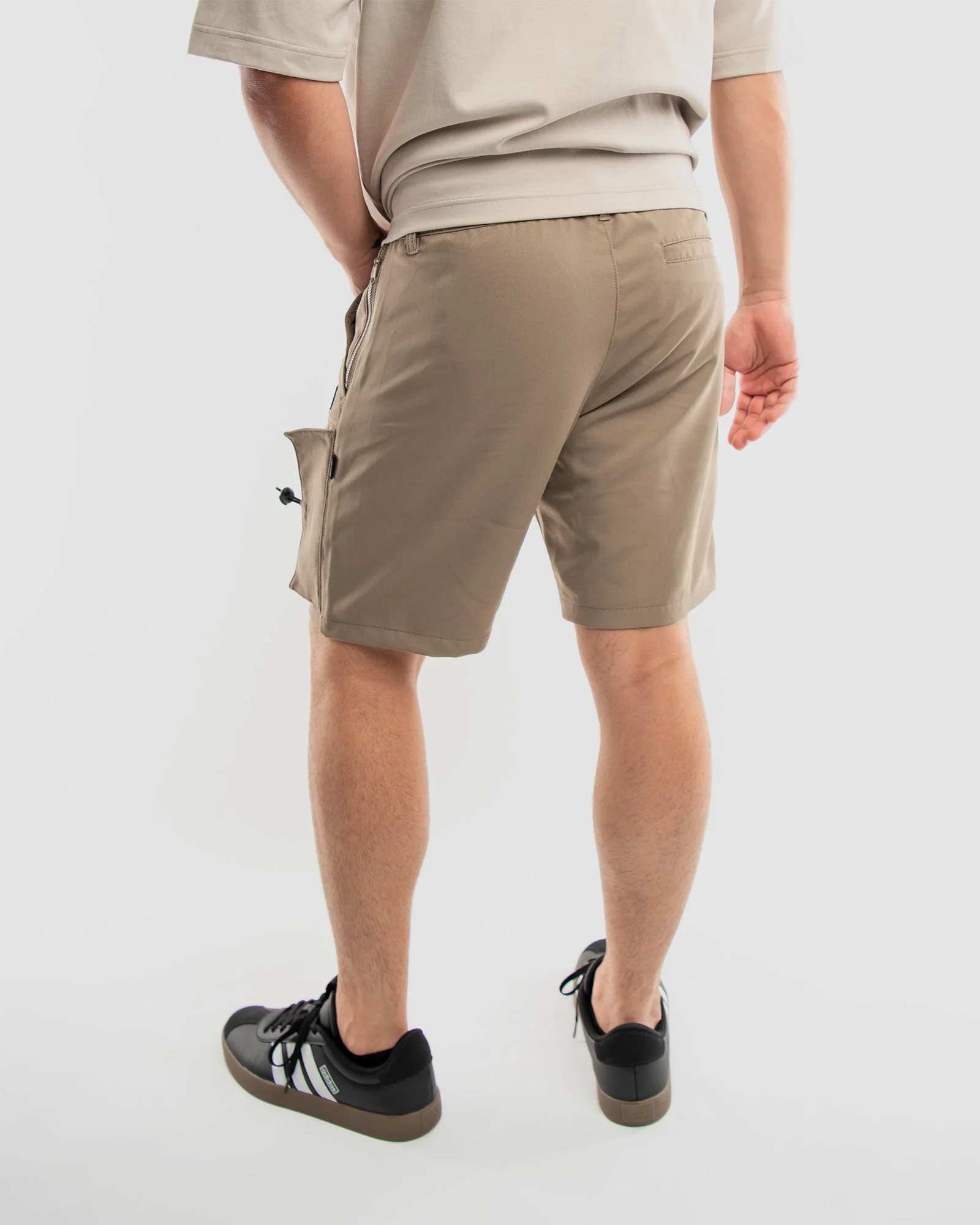 MEN'S JEMUEL POLY TECH CARGO SHORTS - Image 11