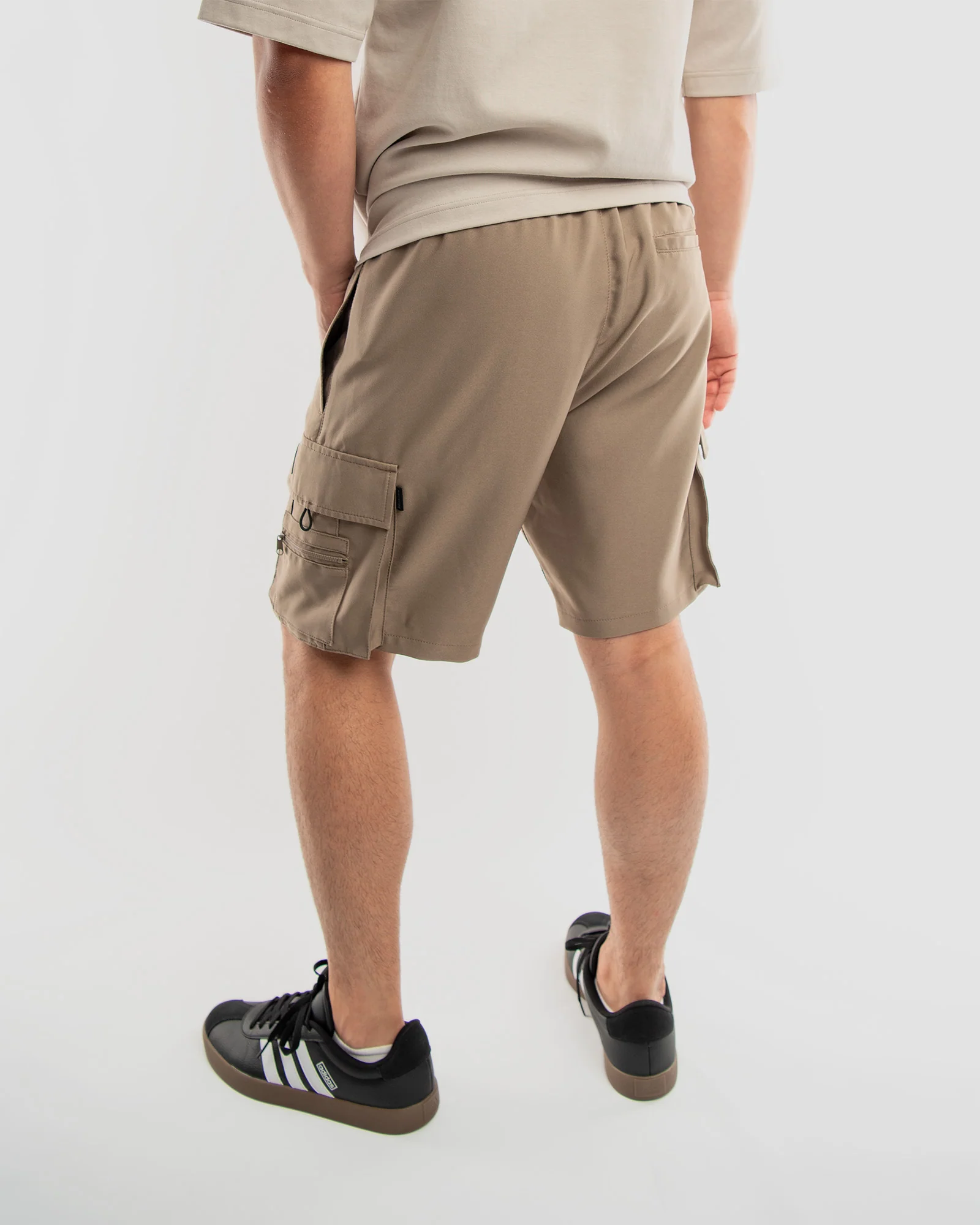 MEN'S TUMMI POLY TECH CARGO SHORTS - Image 11