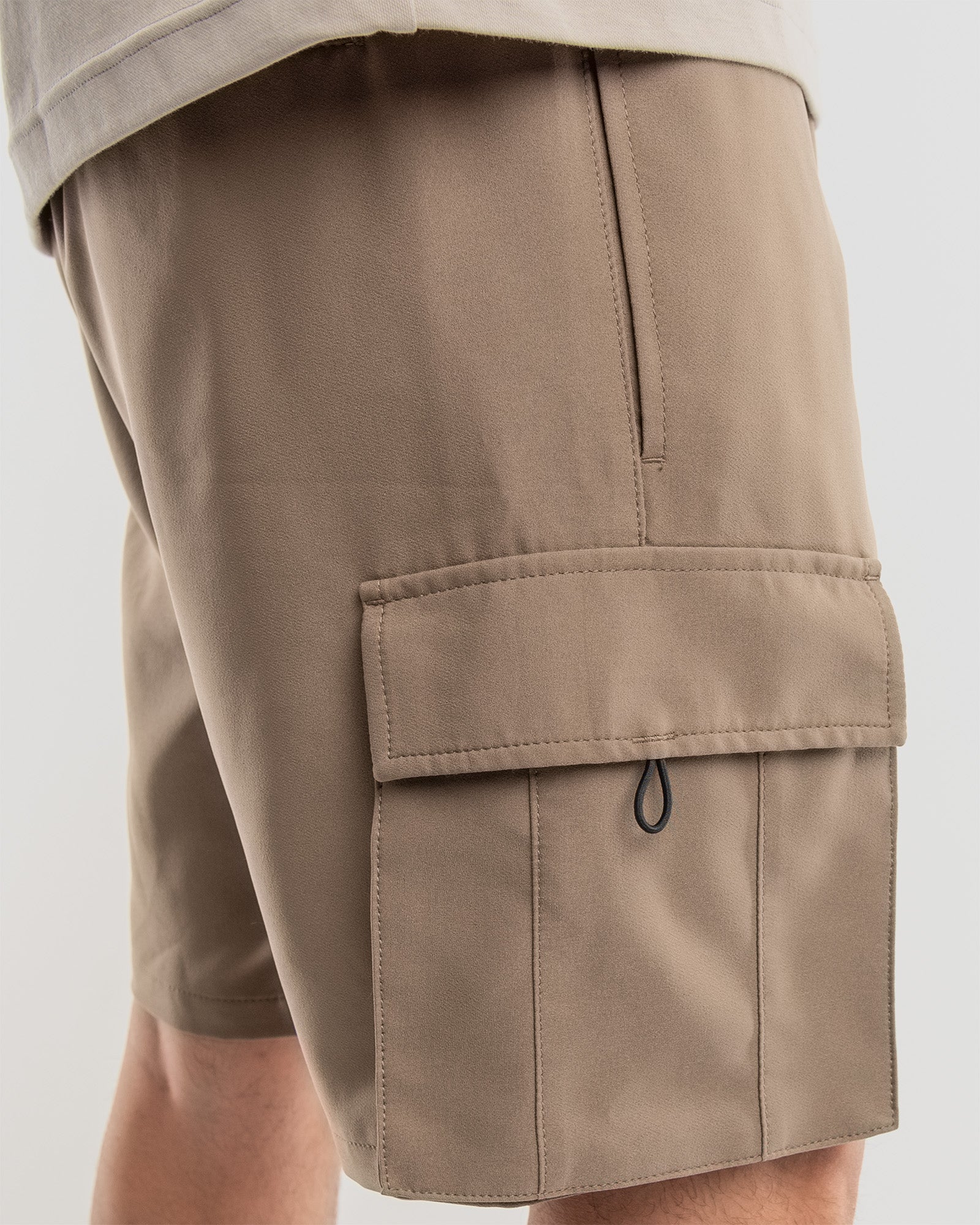 MEN'S TUMMI POLY TECH CARGO SHORTS - Image 9